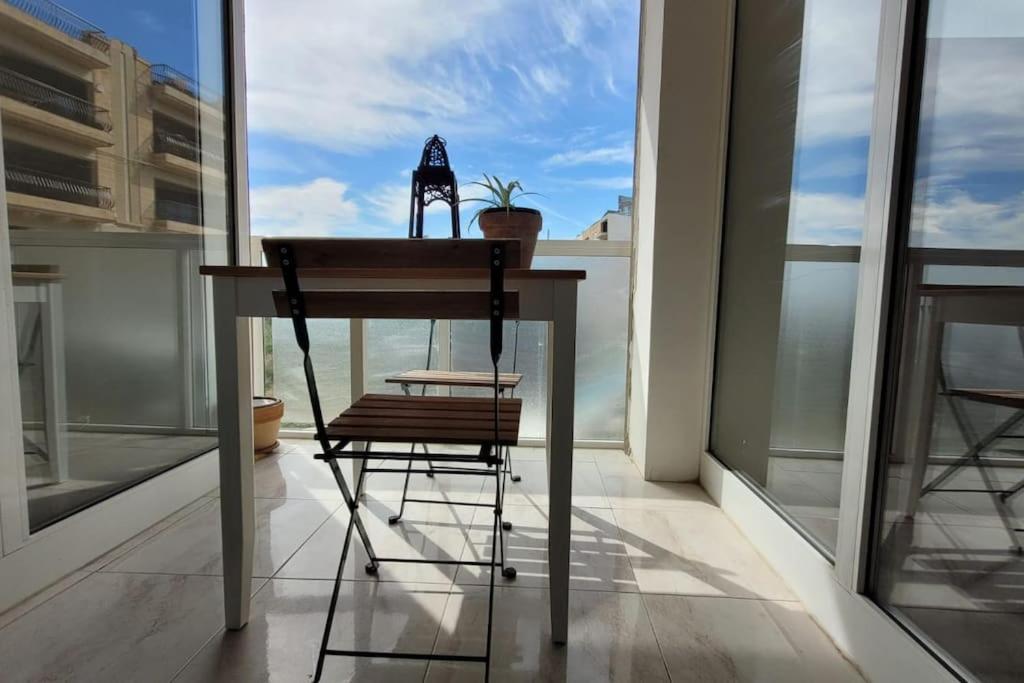 Luxury En-Suite Double. Beach-House With Sea Views Mellieħa Extérieur photo